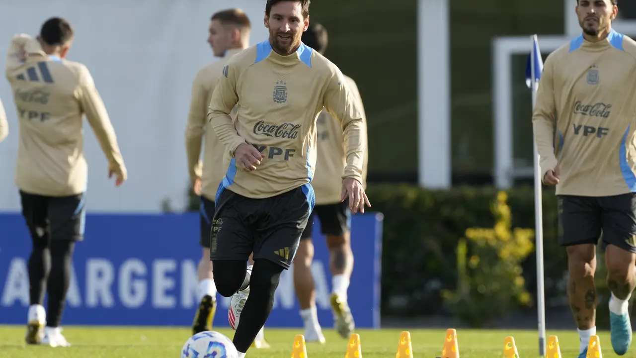 Lionel Messi latihan bersama timnas Argentina