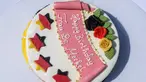 Sebuah kue ulang tahun disiapkan sehari jelang ulang tahun, Dr. Angela Dorothea Merkel (Kanselir Jerman), (16/7/2014). (AFP PHOTO/Clemens Bilan)