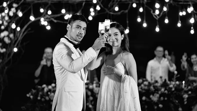 [Bintang] Chicco Jerikho dan Putri Marino