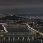 Pemandangan malam ibu kota Korea Selatan, Seoul dengan Sungai Han terlihat di Seoul, Korea Selatan (7/8/2020). (AP Photo/Lee Jin-man)
