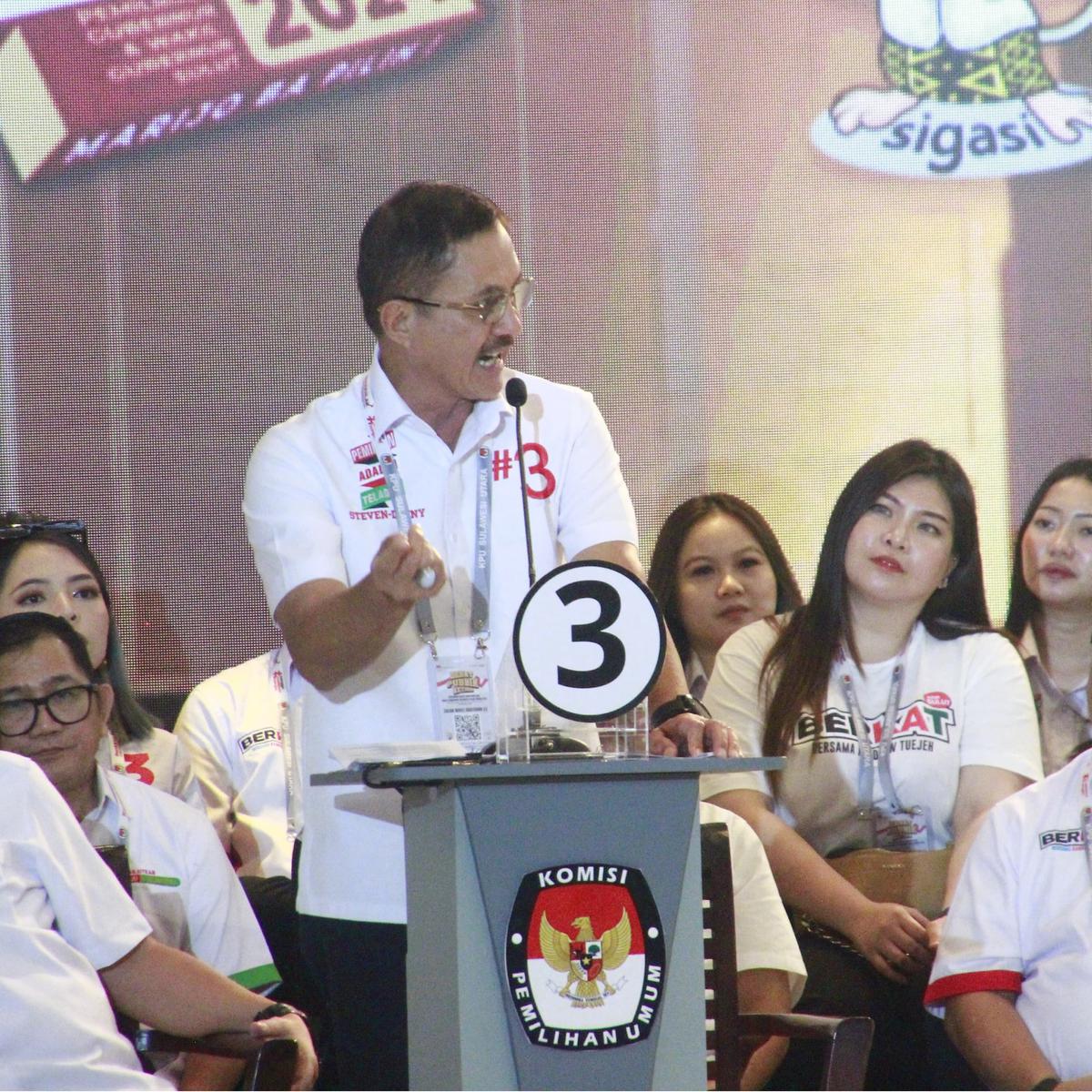 Steven Kandouw dan Alfred Denny Tuejeh Saat Debat Ketiga Pilgub Sulut