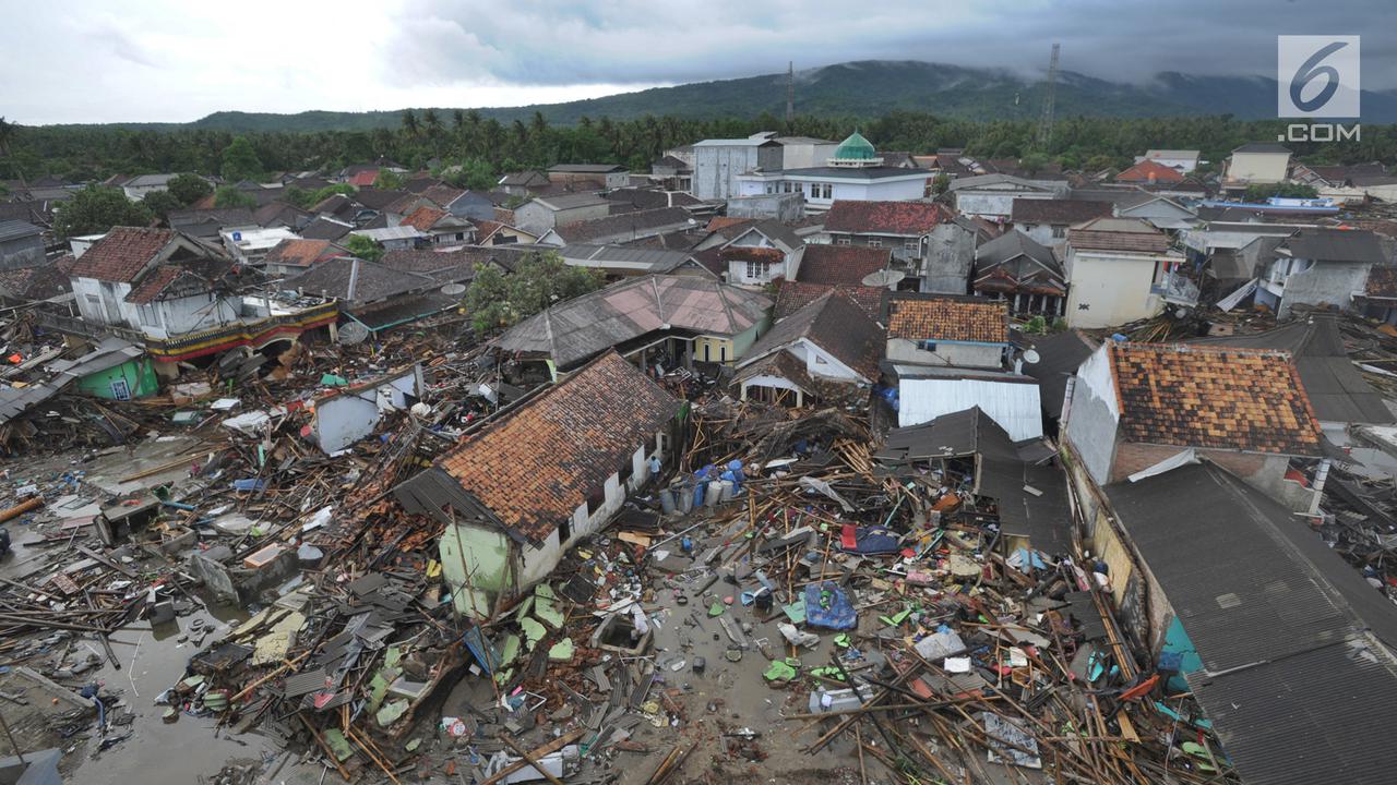 Pandangan Udara Kerusakan Terparah Akibat Tsunami Selat Sunda