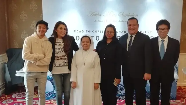 Bastian Steel bersama Maleena