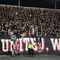Suporter Bali United saat menyaksikan pertandingan Bali United menghadapi Persija Jakarta dalam pekan pertama BRI Liga 1 2022/2023 di Stadion Kapten I Wayan Dipta. (Bola.com/Maheswara Putra)