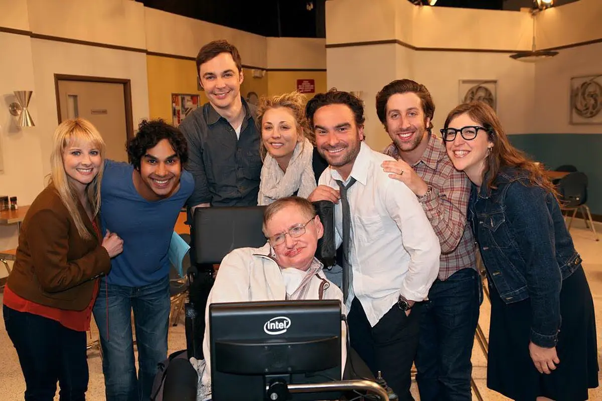 Stephen Hawking dan para pemain The Big Bang Theory (Instagram/bigbangtheory_cbs.)