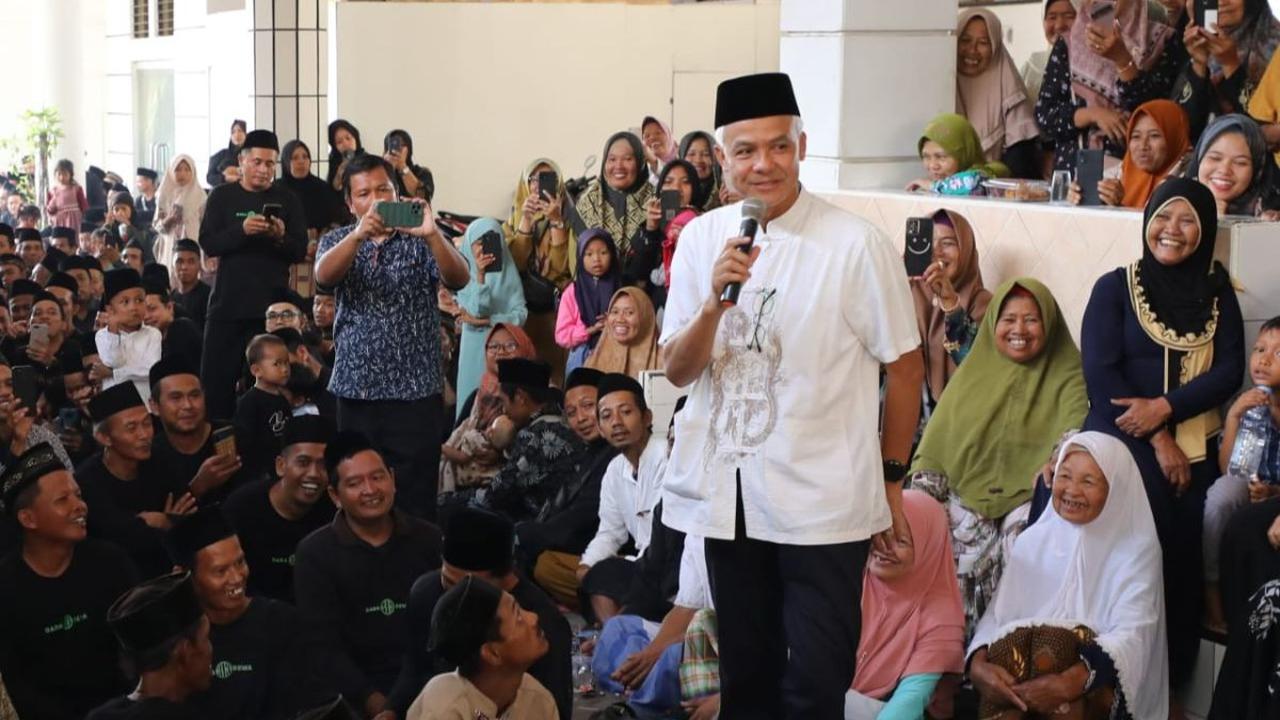 Ganjar mengaku sudah berpengalaman menjalankan turunan UU Pesantren saat menjabat Gubernur Jateng. Sehingga bukan tak mungkin menjalankan UU Pesantren.&nbsp;