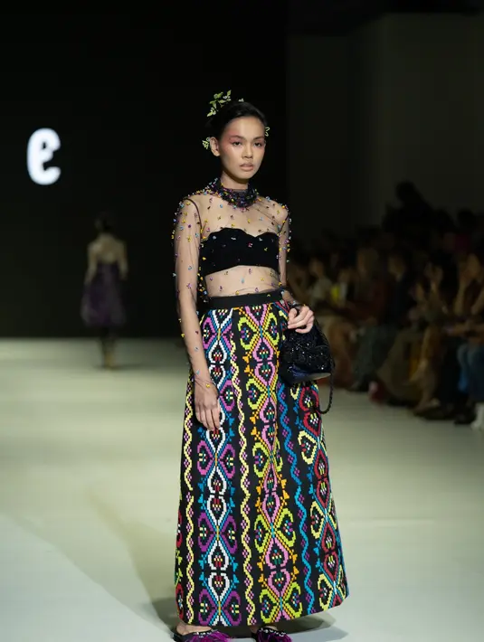 Kontras visual ini mencerminkan keseimbangan dalam kehidupan, seperti keramaian dan sepi, gembira dan sedih, misterius dan terbuka. [Dok/Studio Jeje]