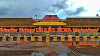 Cuaca Buruk, Pesawat Wings Air Sempat Mendarat Darurat di Bandara Frans Seda Maumere