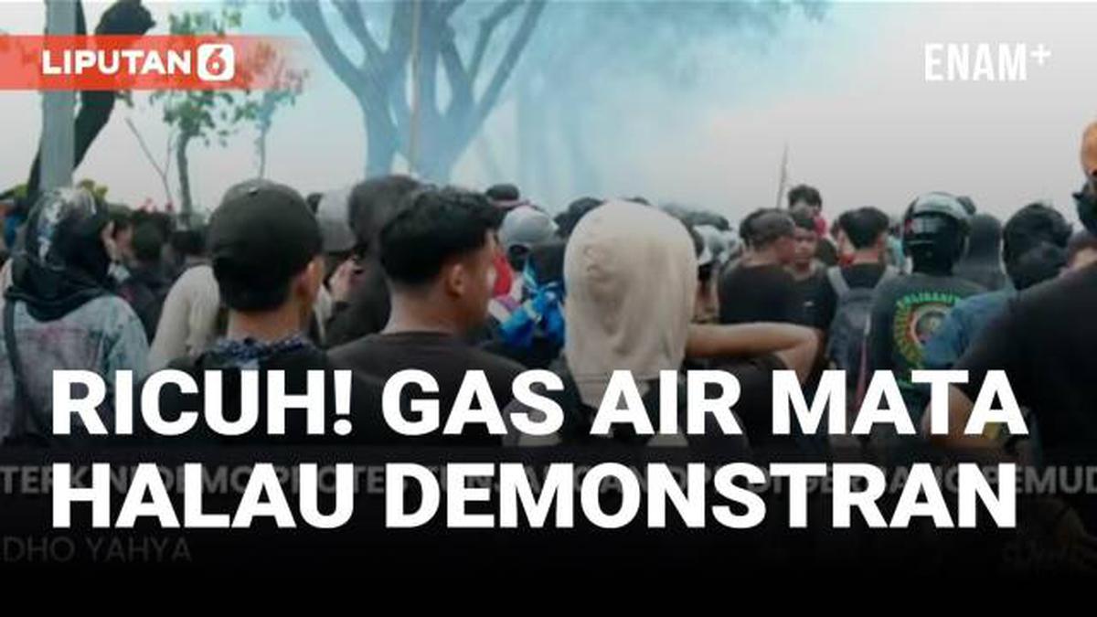 VIDEO: Rusuh! Tembakan Gas Air Mata Warnai Demo DPR