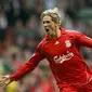 Fernando Torres - Torres mencatatkan masa keemasnya saat bersama Liverpool. Bergabung Liverpool pada 2017, Torres langsung menjadi pencetak gol terbanyak klub di musim pertamanya dan menempatkannya di posisi kelima daftar pencetak gol terbanyak tim di Liga Inggris. (AFP/Paul Ellis)