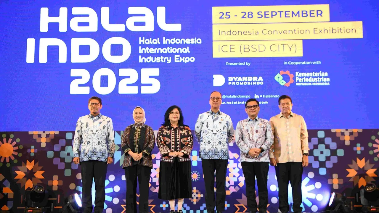 Acara Halal Indonesia International Industry Expo (Halal Indo) dan Indonesia Halal Industry Awards (IHYA) 2025 yang resmi digelar di ICE BSD City, Tangerang, pada tanggal 25 - 28 September 2025.