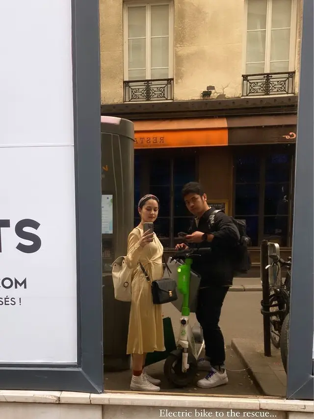 7 Potret Liburan Clara Bernadeth Bersama Suami di Paris yang Curi Perhatian