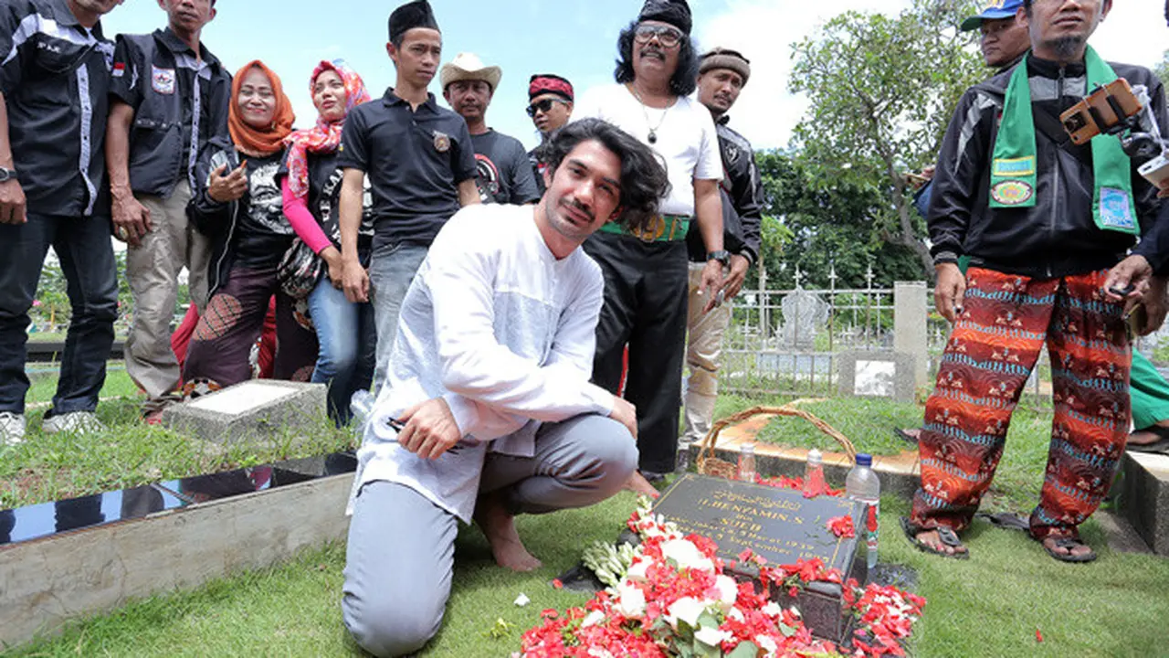[Bintang] Reza Rahadian