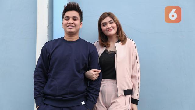 [Bintang] Billy Syahputra dan Hilda Vitria