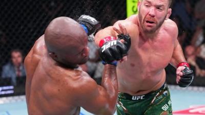 Dricus du Plessis Bidik Gelar Juara Kelas Menengah UFC Sean Strickland Usai Taklukkan Kamaru Usman