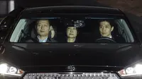 Park Geun-hye, ketika diantar menuju Pusat Penahanan Seoul (Chung Sung-Jun/AP)