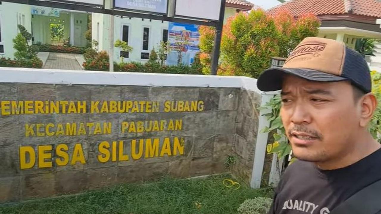 "Dari gang ini sampai ke sana warga di sini eks Saudi Semua, ini suasana tanah&nbsp;kelahiran saya," ujar Alman.