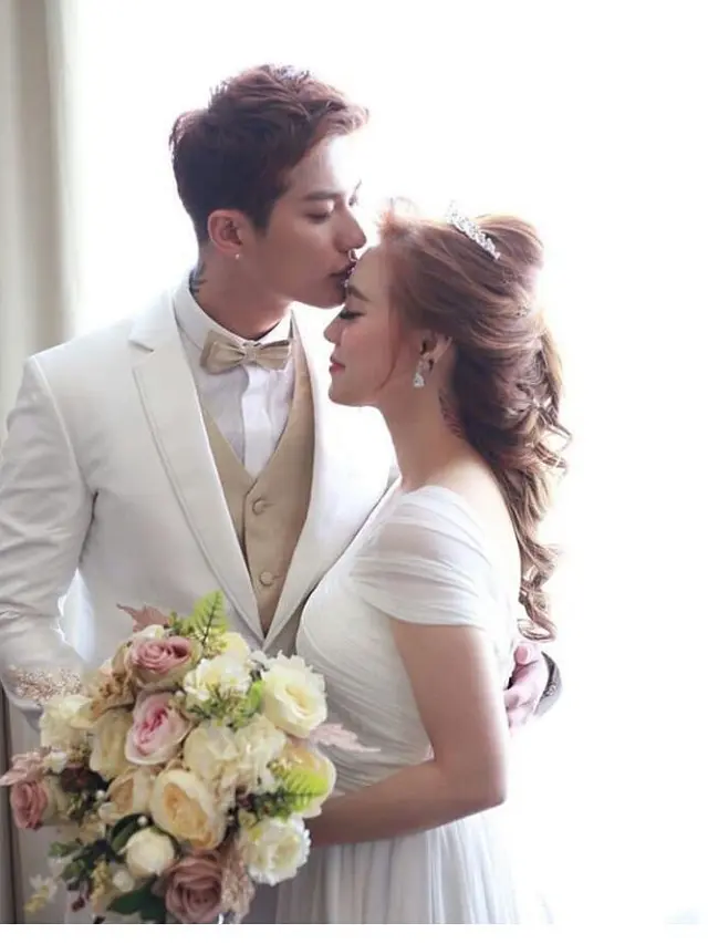 [Bintang] Lee Jeong Hoon dan Moa