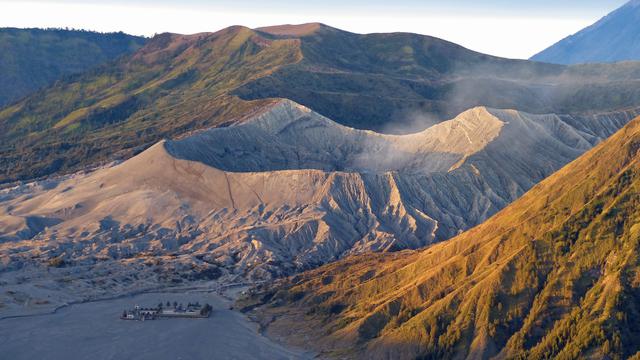 Pasir Berbisik dan Kawah Bromo