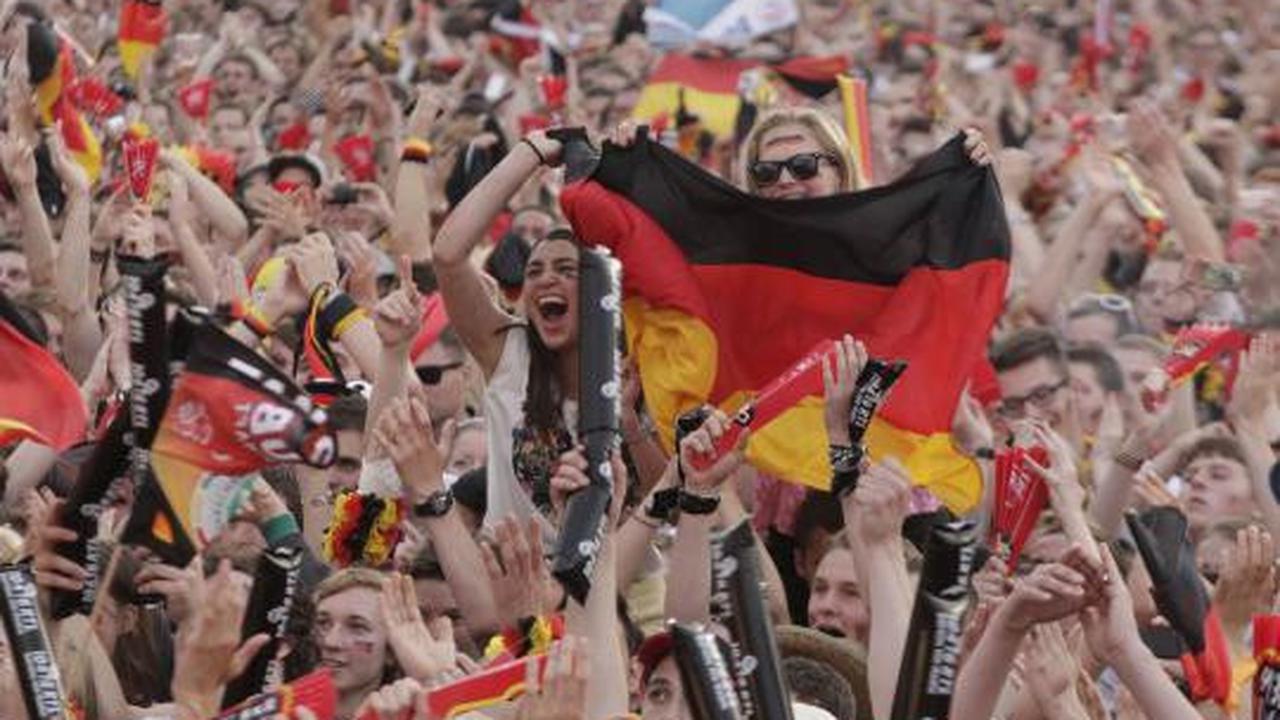 Ekspresi fans Jerman tiap gol
