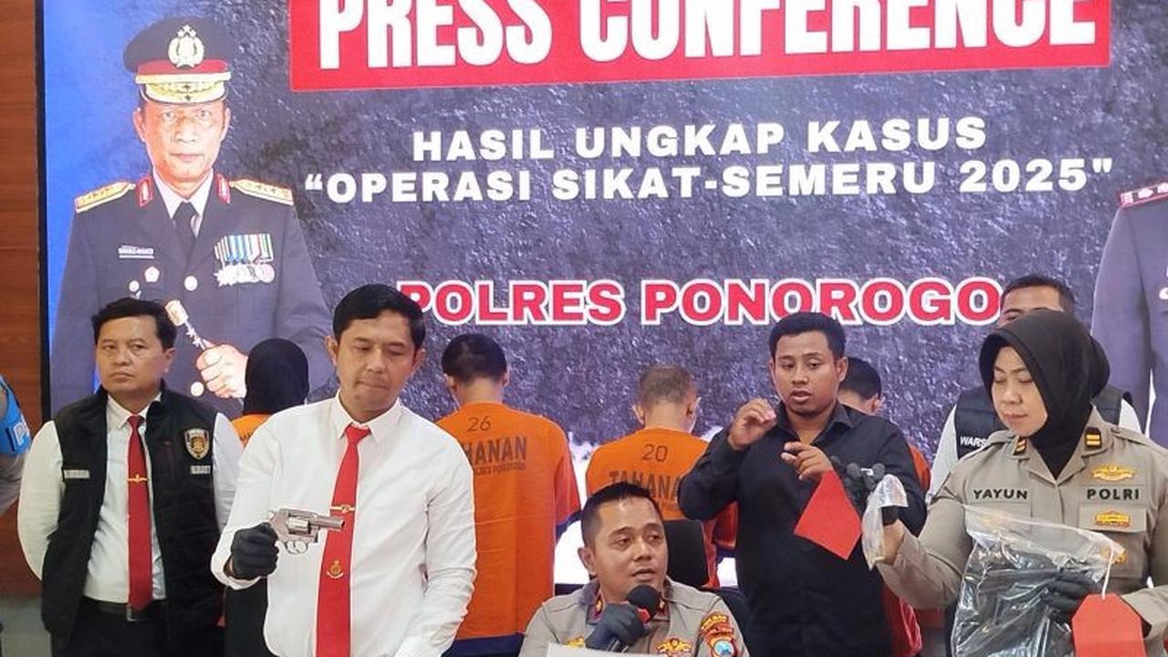 Pasutri di Ponorogo Diamankan Polisi, Simpan Senpi Rakitan Ilegal dan Amunisi