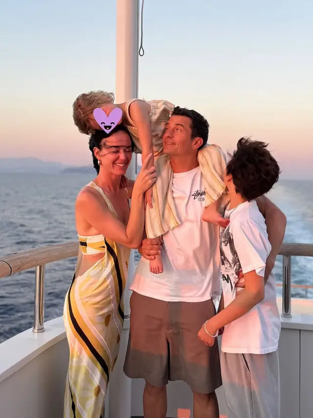 Orlando Bloom Bagikan Foto Langka Bareng Katy Perry Setelah Berpisahan. [@OrlandoBloom]