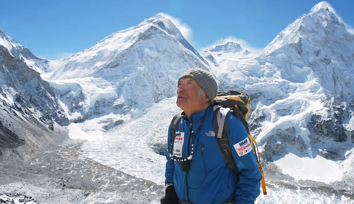 Yuichi Miura, pria Jepang berumur 80 tahun yang dikenal sebagai pendaki gunung menjadi lansia pertama yang menaklukkan puncak  tertinggi Gunung Everest pada 23 Mei 2013 lalu. (japantimes.co.jp)