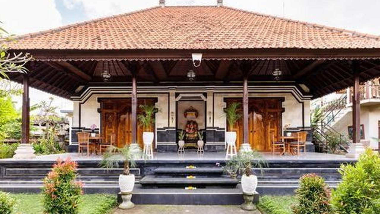 <b>Rumah Bali Modern Fasad Tradisional</b><br>
