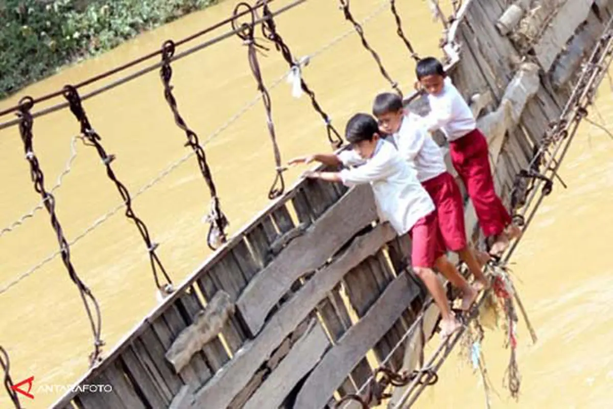 jembatan-banten-131024c.jpg