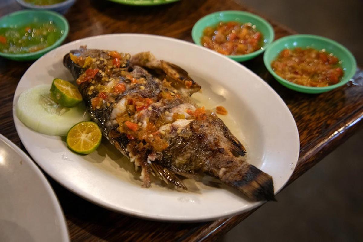 Rekomendasi Tempat Makan Ikan Bakar di Manado