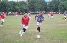 Aksi Mayjen TNI Darah Kopassus Main Bola Bareng Jajaran, Gocekannya Bikin Geleng-geleng