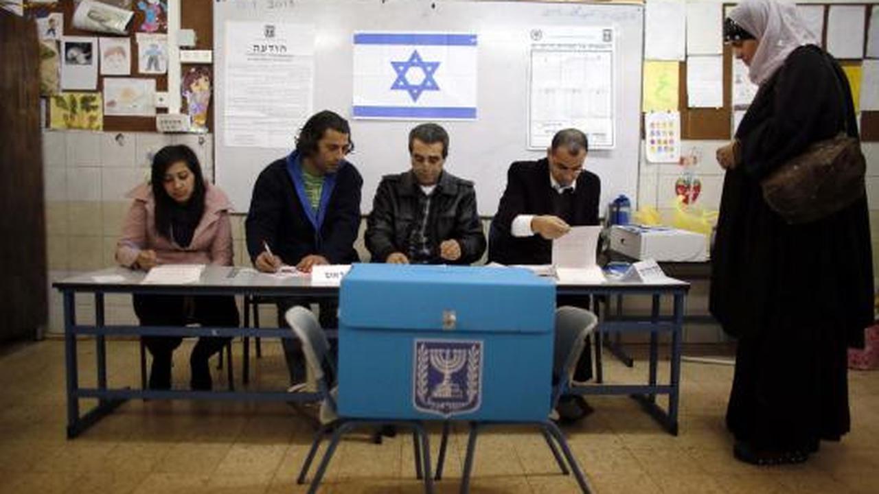 Warga Israel ke TPS pilih anggota parlemen
