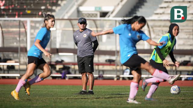 Foto: Songsong Piala Asia Wanita 2022, Timnas Wanita Indonesia Giatkan Latihan