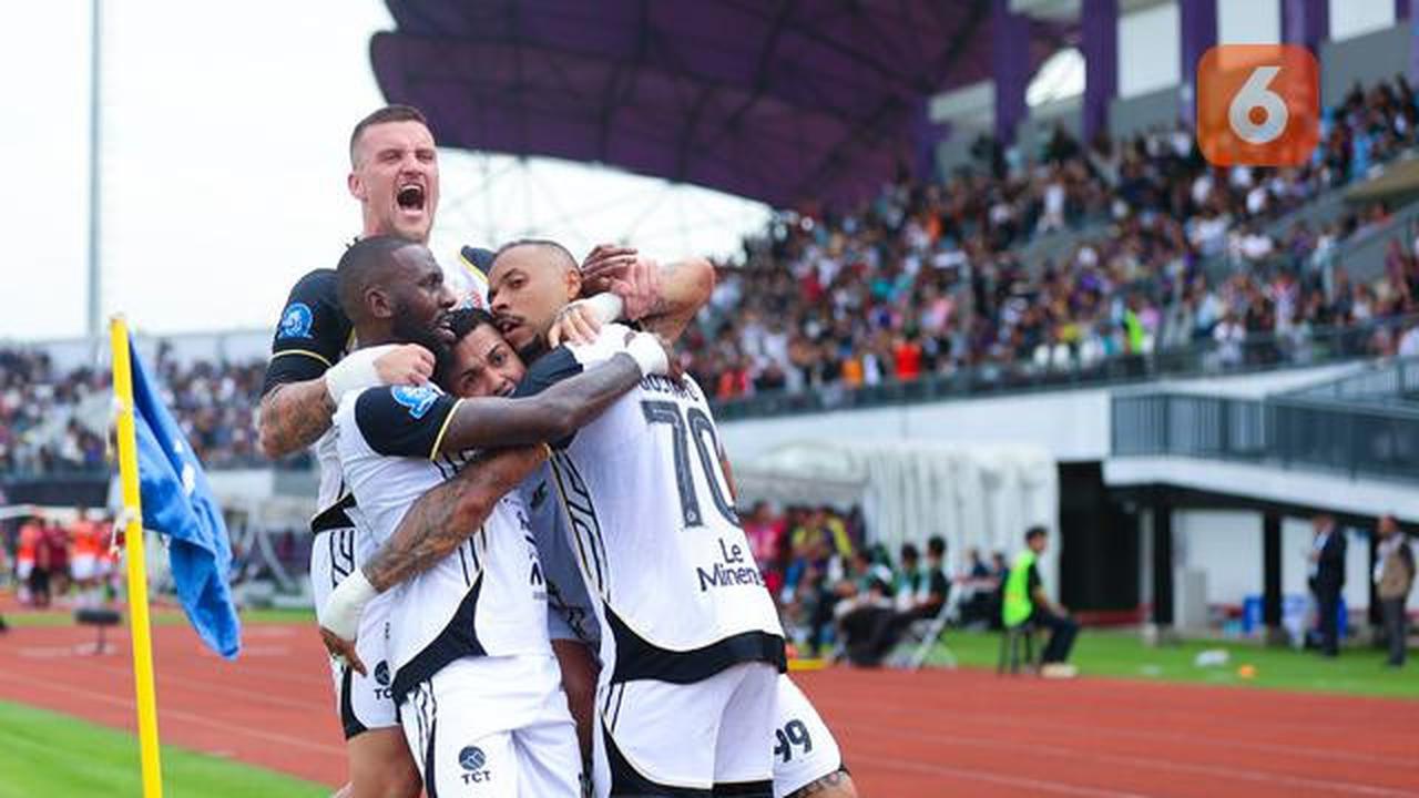 Pelatih Persija Buka-bukaan tentang Alasan Baru Kasih Debut Shayne Pattynama di Akhir Laga Hadapi Persita