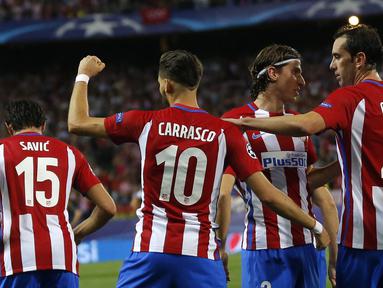 Para pemain Atletico Madrid merayakan gol Yannick Carrasco #10 saat melawan Bayern Munich pada laga grup D Liga Champions di Vicente Calderon stadium, Madrid, Kamis (29/9/2016) dini hari WIB. (AP/Daniel Ochoa de Olza)