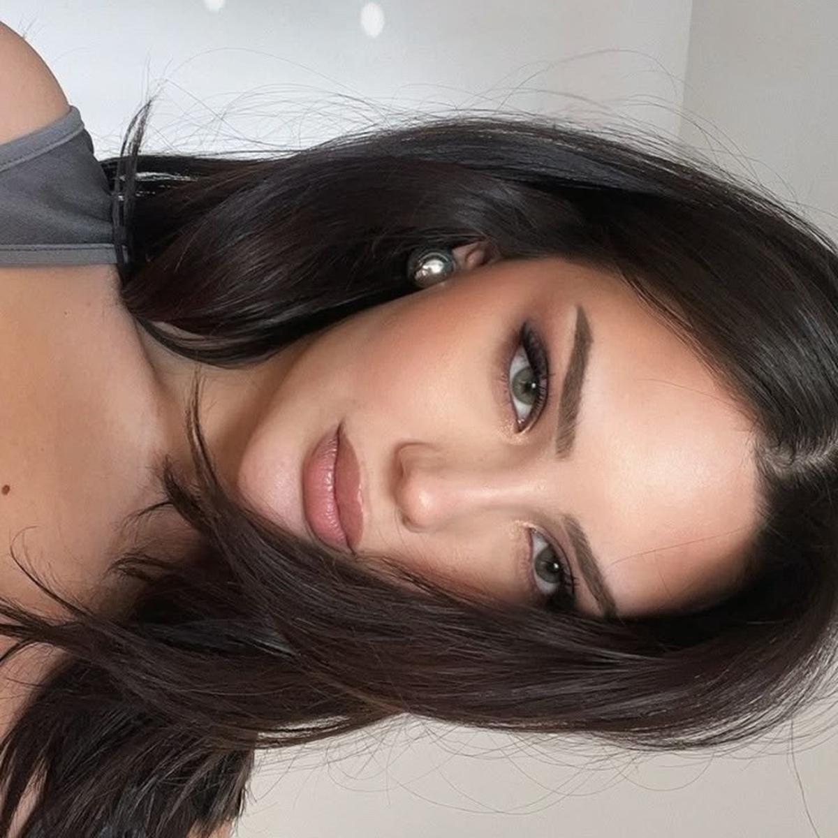 Iludtrasi Penggunaan Nude Eyeliner pada Lengkungan Bibir (©Pinterest)