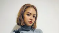 Dianggap Pamer Salat, Mytha Lestari Ngamuk di Instagram