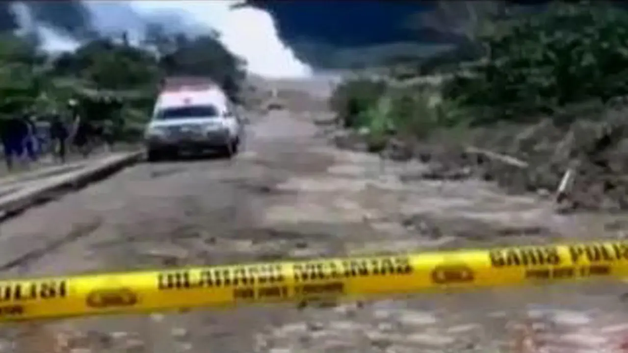 VIDEO: Longsor di Bengkulu Timbun 9 Pekerja Geothermal 