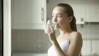 8 Tanda Tubuh Kurang Minum Air yang Sering Tidak Disadari, Berdampak pada Fisik dan Mental
