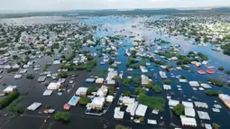 Korban tewas akibat banjir bandang karena hujan lebat di Somalia telah meningkat menjadi 50 orang, dan hampir 700.000 orang terpaksa mengungsi dari rumah mereka, menurut seorang pejabat pemerintah. (AP Photo)