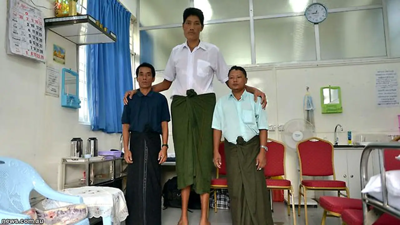 pria-jangkung-130816b.jpg
