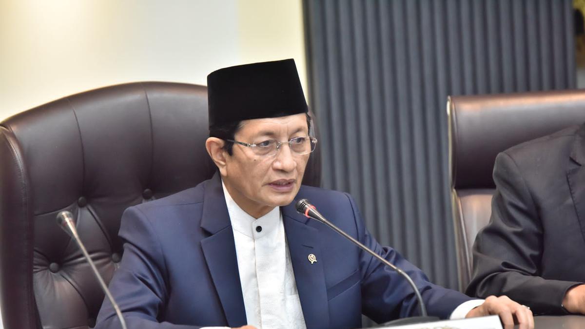 Menag Minta Maaf Usai Ucapan soal 'Jangan Jadi Guru Kalau Mau Cari Uang' Viral