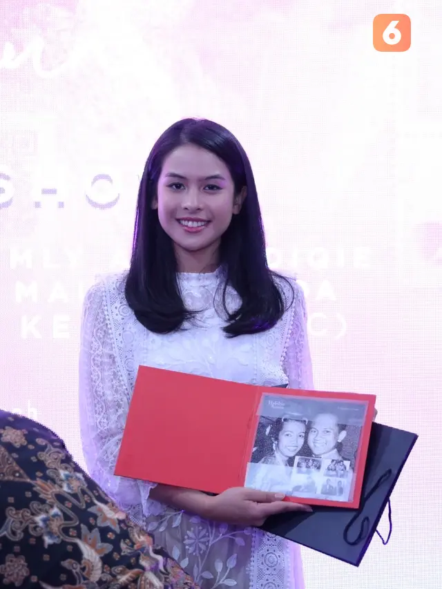 [Fimela] Maudy Ayunda