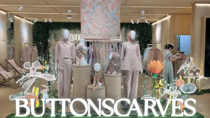 Tropical Paradise Takeover by Buttonscarves (photo by fimela.com)