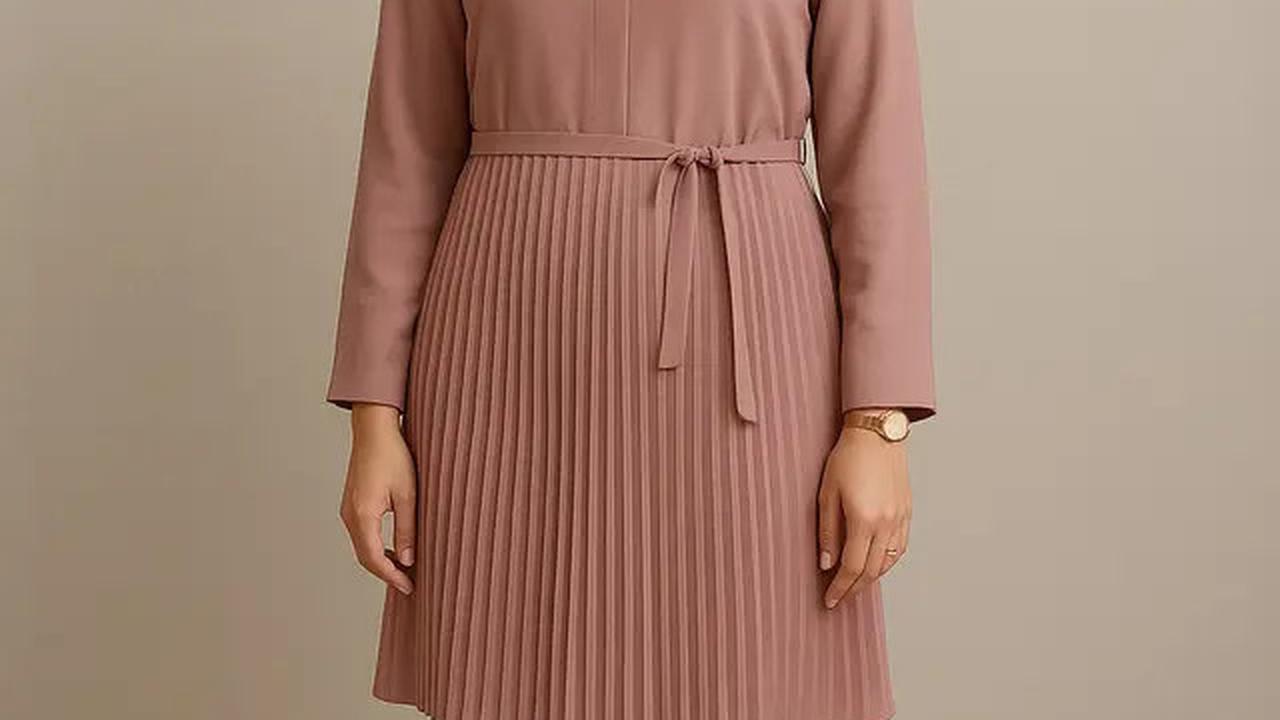 7 Baju Tunik Kantor Berjilbab Modern 2025, Tampil Segar dan Tidak Monoton