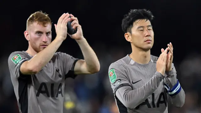 Fulham Vs Tottenham di Piala Liga Inggris