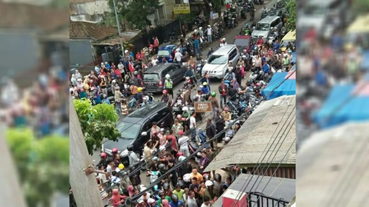 Suasana Jatuhnya Pesawat TNI AU Hasil Bidikan Netizen