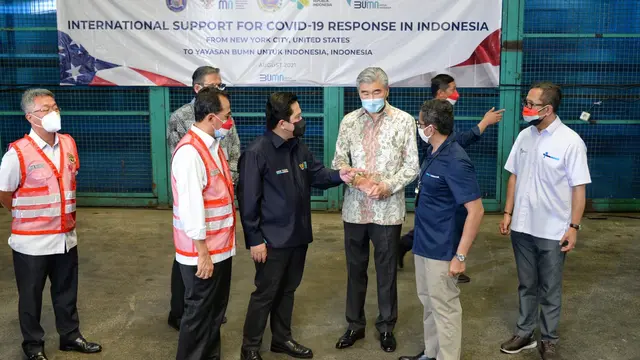 Kedatangan Pesawat Citilink di Bandara Soekarno Hatta, Tangerang, Banten, yang membawa bantuan 150 ventilator dan sejumlah alat kesehatan (alkes) dari Pemerintah Amerika Serikat, Selasa (17/8/2021). Dok Kemenhub