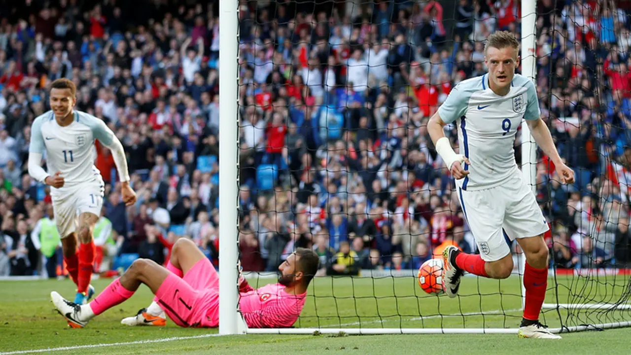 Inggris vs Turki