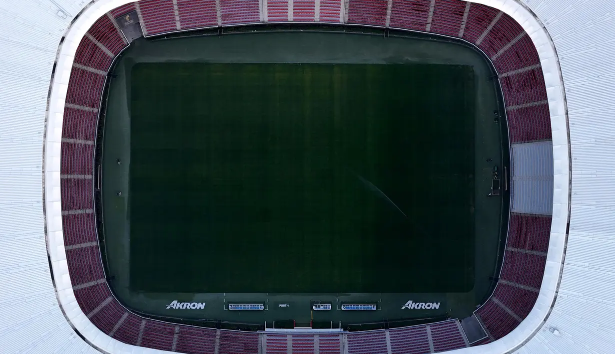 Stadion Akron memiliki kapasitas 49.850 bangku penonton, dibangun pada tahun 2010 yang menjadi rumah bagi klub Liga MX Chivas. (Ulises Ruiz/AFP)